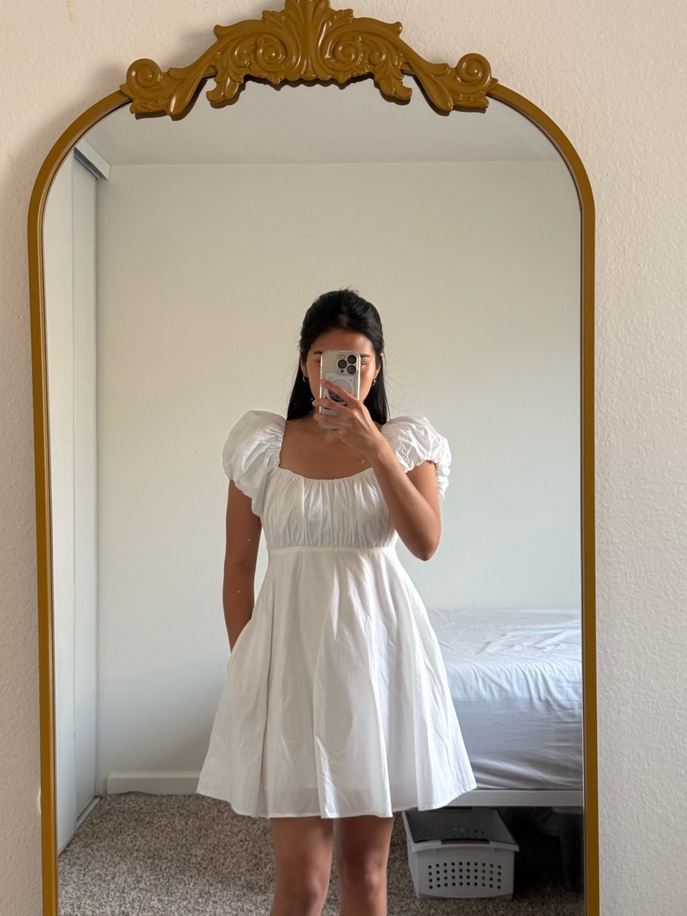 Abercrombie and Fitch White Puff Sleeve Dress